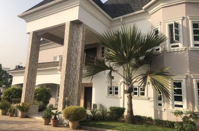6 Bedroom Mansion with Penthouse and 2 bedroom guest chalet